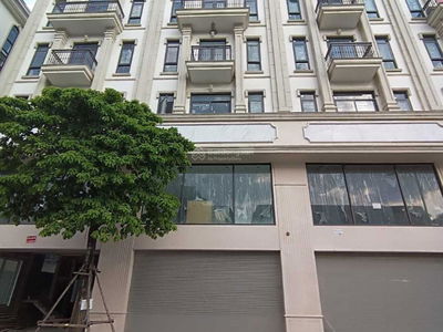 Him Lam Van Phuc Him Lam Van Phuc