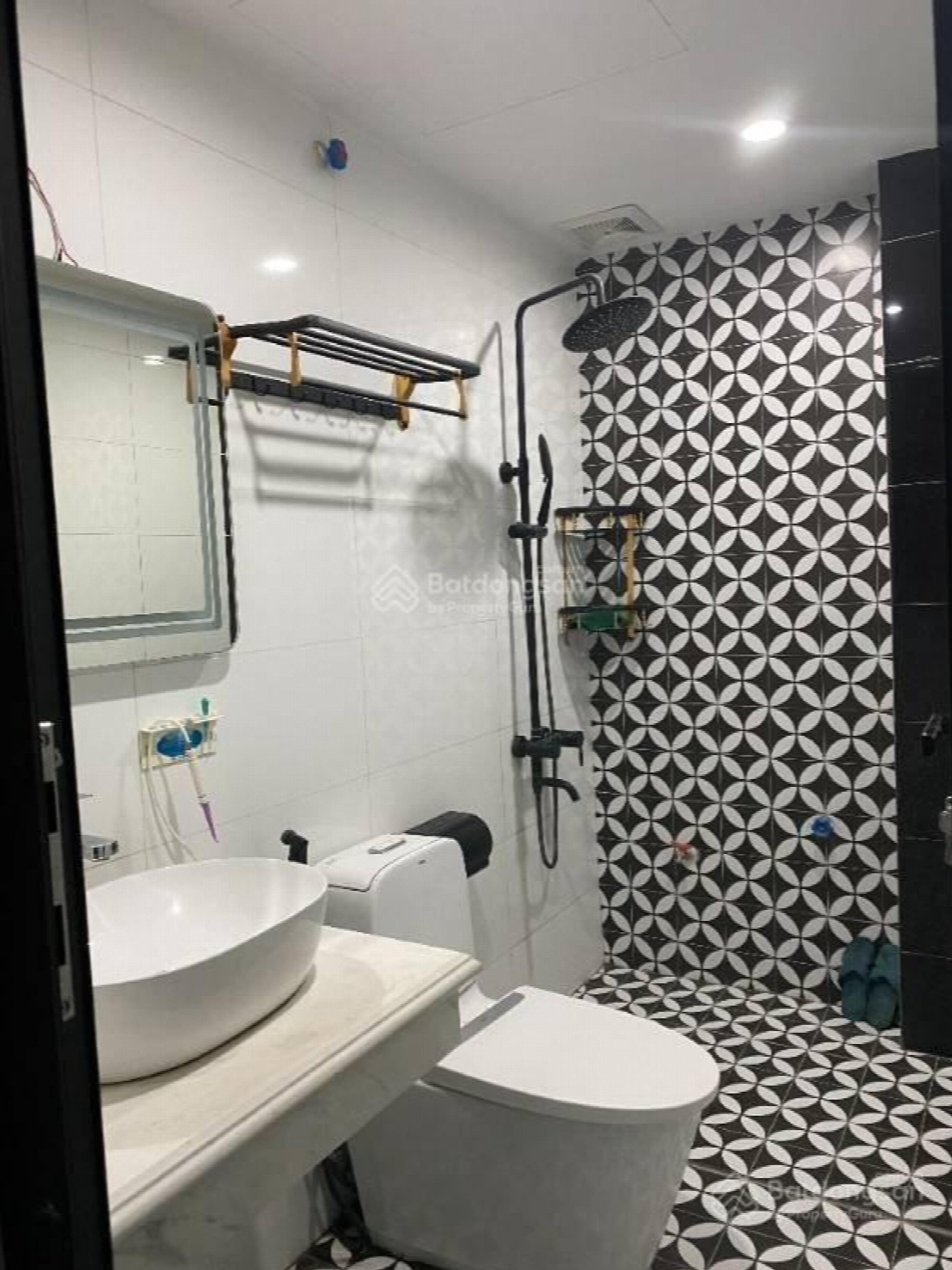 Nguyen Hy Quang Street, Vietnam Nguyen Hy Quang Street, Vietnam