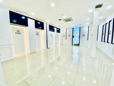 Bach Ma Street, Vietnam Bach Ma Street, Vietnam