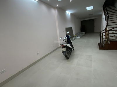 Trung Kinh Street, Vietnam Trung Kinh Street, Vietnam