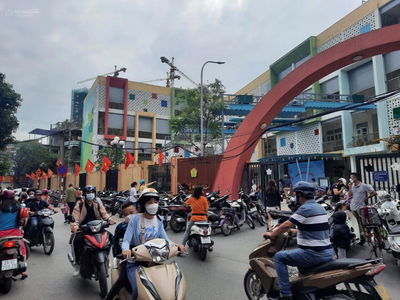 Mai Dong Street, Vietnam Mai Dong Street, Vietnam
