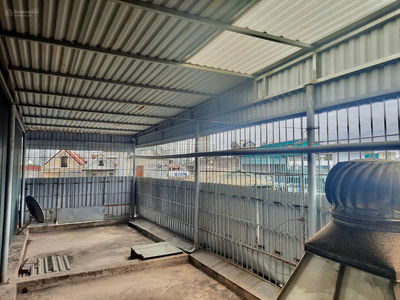 Mai Dong Street, Vietnam  Mai Dong Street, Vietnam