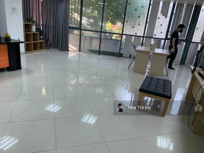 Hao Nam Street, Vietnam Hao Nam Street, Vietnam