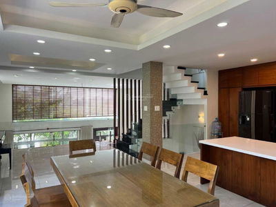 Truong Van Bang Street, Vietnam Truong Van Bang Street, Vietnam