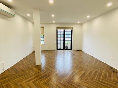 Doi Can Street, Vietnam Doi Can Street, Vietnam