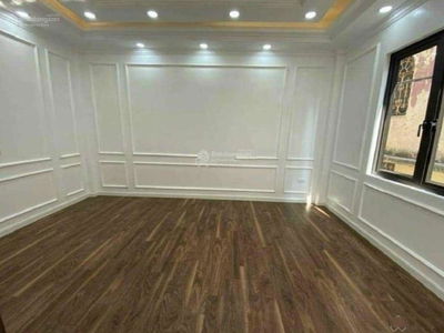 Nguyen Khuyen Street, Vietnam  Nguyen Khuyen Street, Vietnam