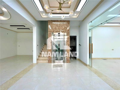 Luong Dinh Cua Street, Vietnam Luong Dinh Cua Street, Vietnam