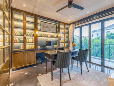 Lavila Kien A - Nha Be, Vietnam Lavila Kien A - Nha Be, Vietnam