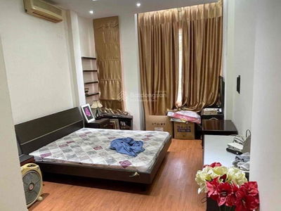 Nguyen Chi Thanh Street, Vietnam Nguyen Chi Thanh Street, Vietnam