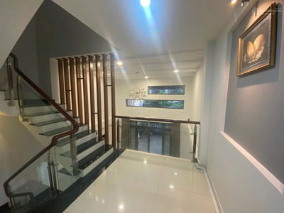 Le Van Tho Street, Vietnam Le Van Tho Street, Vietnam