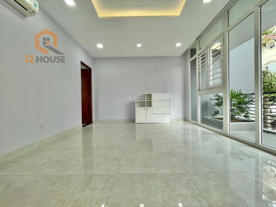 Tran Nao Street, Vietnam Tran Nao Street, Vietnam