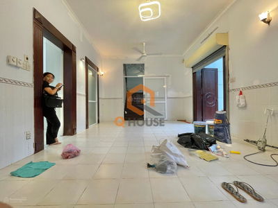 Tran Nao Street, Vietnam Tran Nao Street, Vietnam