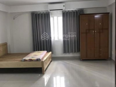 Cach Mang Thang Tam Street, Vietnam Cach Mang Thang Tam Street, Vietnam