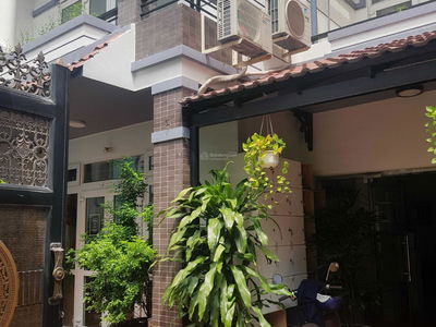 Su Van Hanh Street, Vietnam Su Van Hanh Street, Vietnam