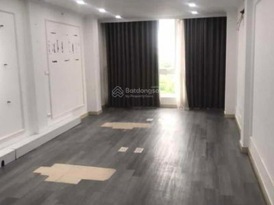 Tran Quoc Hoan Street, Vietnam Tran Quoc Hoan Street, Vietnam