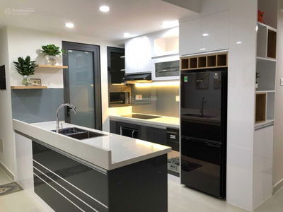 Topaz Twins, Vietnam Topaz Twins, Vietnam