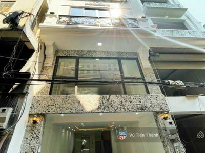 Dich Vong Street, Vietnam Dich Vong Street, Vietnam