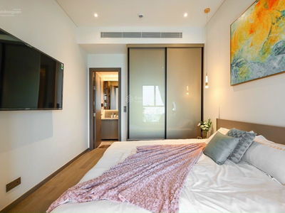 Sunrise City, Vietnam Sunrise City, Vietnam