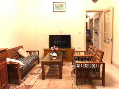 Hoang Hoa Tham Street, Vietnam Hoang Hoa Tham Street, Vietnam