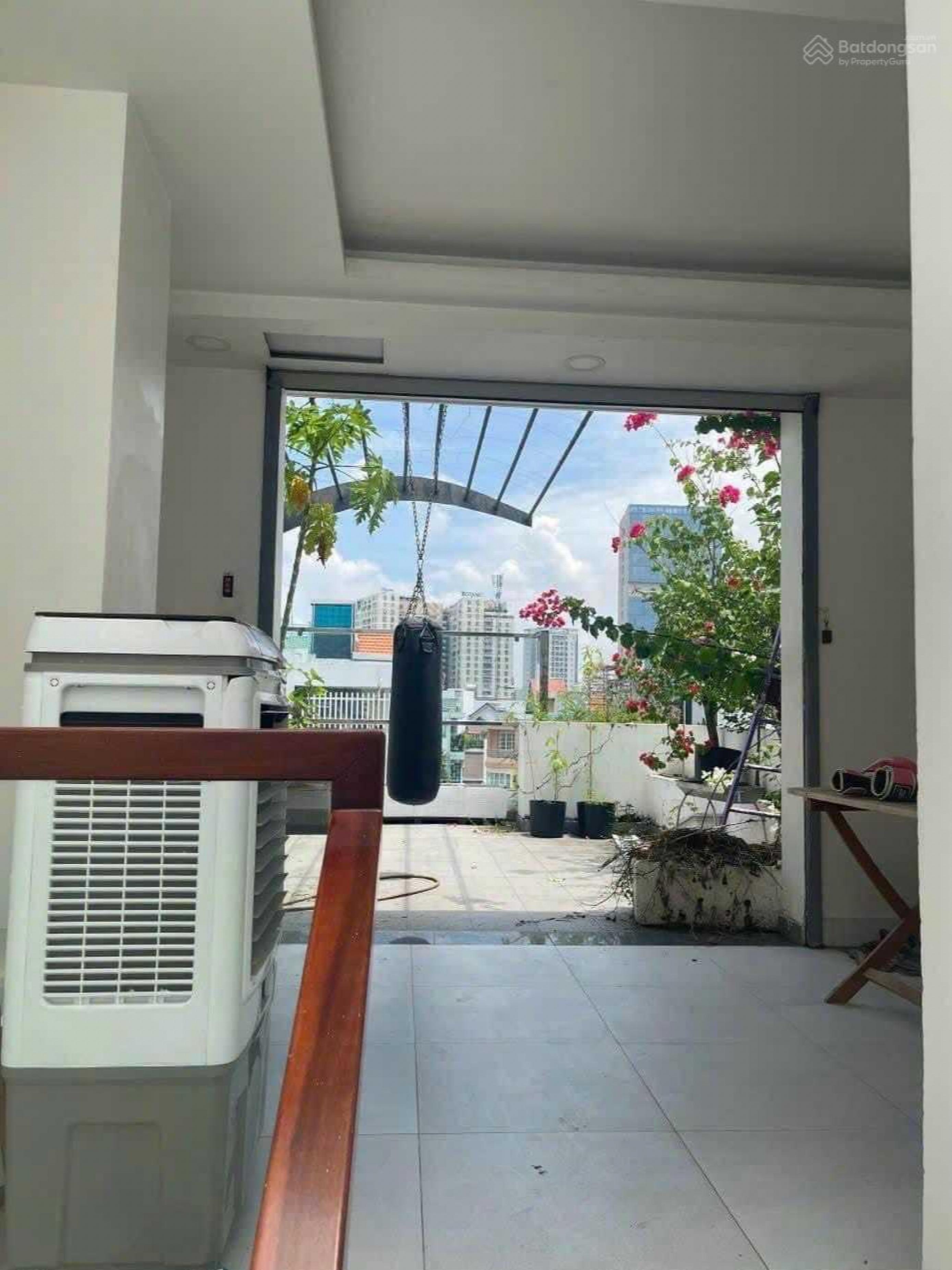 Phan Xich Long Street, Vietnam Phan Xich Long Street, Vietnam