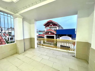 Van Cao Street, Vietnam Van Cao Street, Vietnam