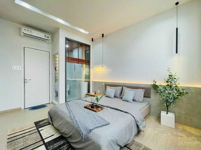 Phan Xich Long Street, Vietnam Phan Xich Long Street, Vietnam