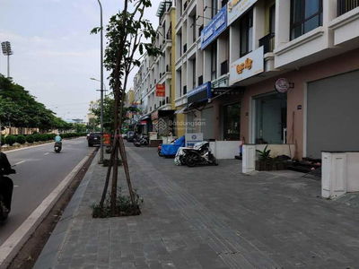 Quang Lai Street, Vietnam Quang Lai Street, Vietnam