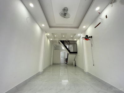 555/5, Vietnam  555/5, Vietnam