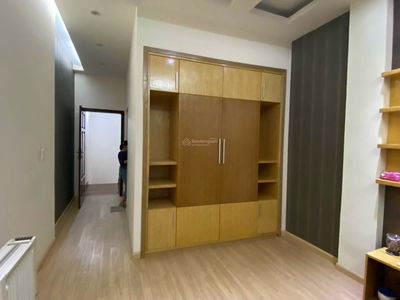 Nguyen Chi Thanh Street, Vietnam Nguyen Chi Thanh Street, Vietnam