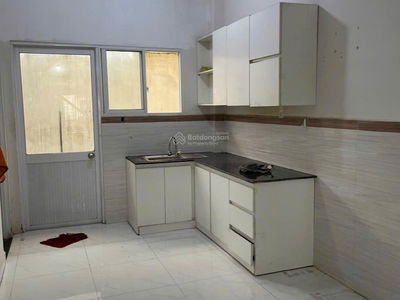 Le Hong Phong Street, Vietnam Le Hong Phong Street, Vietnam