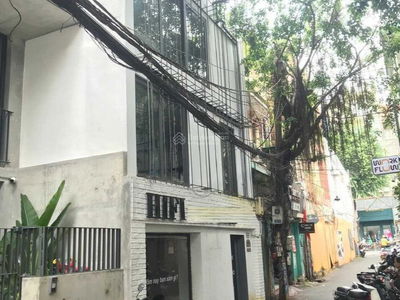 Hai Ba Trung Street Hai Ba Trung Street