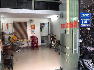 Tran Khat Chan Street, Vietnam  Tran Khat Chan Street, Vietnam