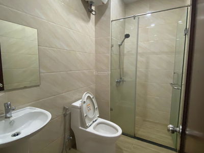 Nguyen Tat Thanh Street, Vietnam Nguyen Tat Thanh Street, Vietnam