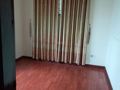 Au Co Street, Vietnam  Au Co Street, Vietnam