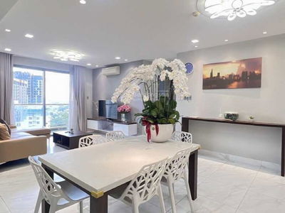 River Gate, Vietnam River Gate, Vietnam