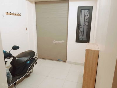 Hoang Hoa Tham Street, Vietnam Hoang Hoa Tham Street, Vietnam