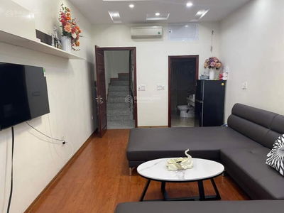 Ngoc Thuy Street, Vietnam Ngoc Thuy Street, Vietnam