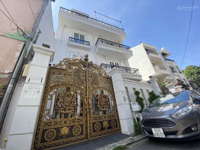 Pho Quang Street, Vietnam Pho Quang Street, Vietnam