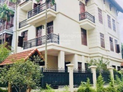 Doi Can Street, Vietnam Doi Can Street, Vietnam