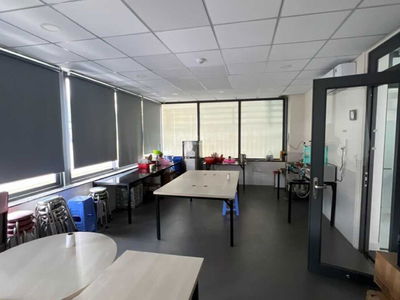 Him Lam Kenh Te, Vietnam  Him Lam Kenh Te, Vietnam