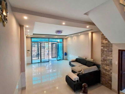 Pham Huu Lau Street, Vietnam Pham Huu Lau Street, Vietnam