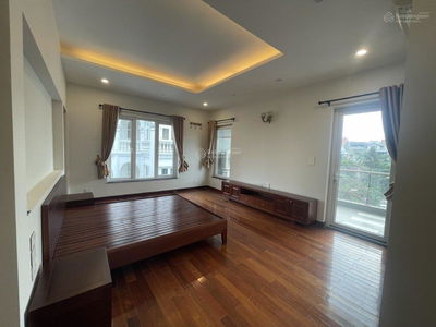 Trung Kinh Street, Vietnam Trung Kinh Street, Vietnam