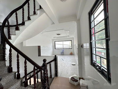 Nguyen Van Qua Street, Vietnam Nguyen Van Qua Street, Vietnam