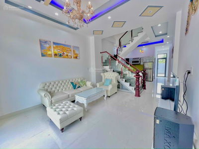 Le Hong Phong Street, Vietnam Le Hong Phong Street, Vietnam