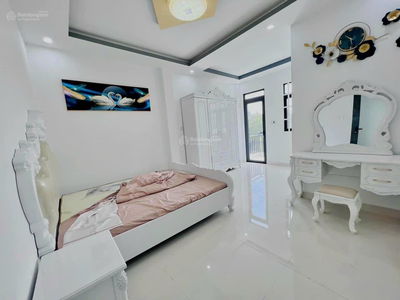 Le Hong Phong Street, Vietnam Le Hong Phong Street, Vietnam