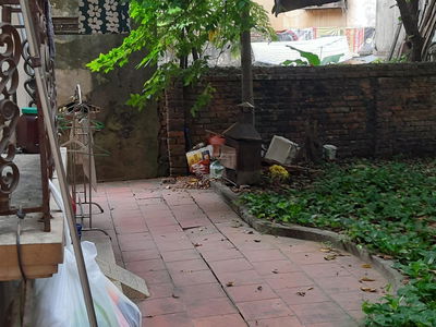 Tran Khat Chan Street, Vietnam  Tran Khat Chan Street, Vietnam