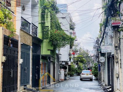 Dang Van Ngu Street, Vietnam Dang Van Ngu Street, Vietnam