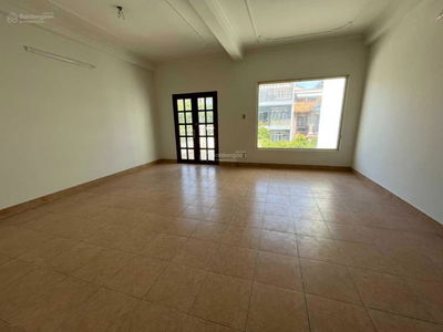 Nguyen Thi Thap Street, Vietnam Nguyen Thi Thap Street, Vietnam