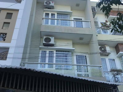 Le Van Tho Street, Vietnam Le Van Tho Street, Vietnam