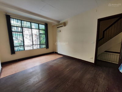 Nguyen Hong Street, Vietnam Nguyen Hong Street, Vietnam